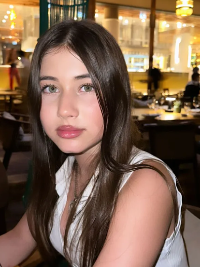 Самойлова Ариела