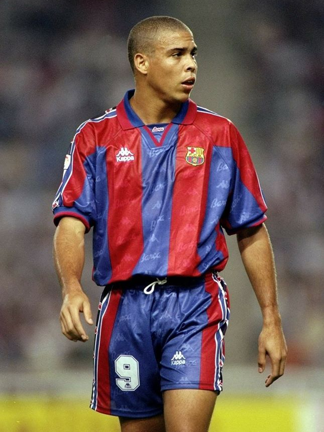 Дополнительная фотография №2 Назариу ди лима Роналду Луис